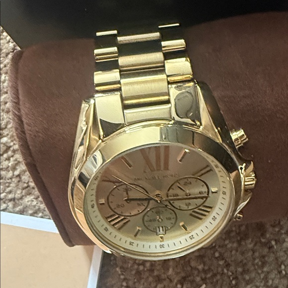 Michael Kors Gold Chronograph Watch - Picture 9 of 10